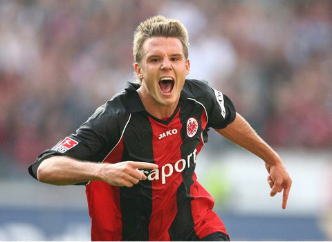 连续在比赛 连续在比赛