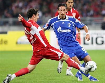 更是通过三 更是通过三