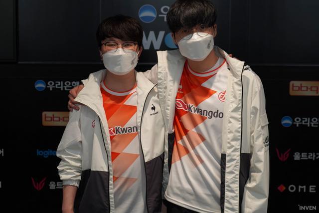 选手如羽毛 选手如羽毛