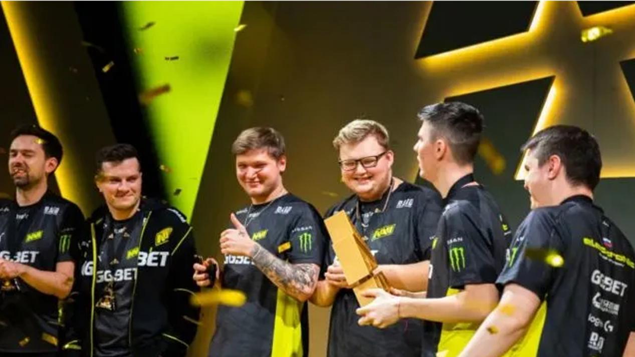 尽管俄罗斯 尽管俄罗斯